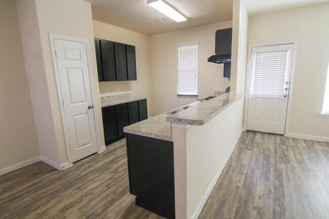 Building Photo - Bavaria - 12218 Gemma Ln, Houston, TX, 77044