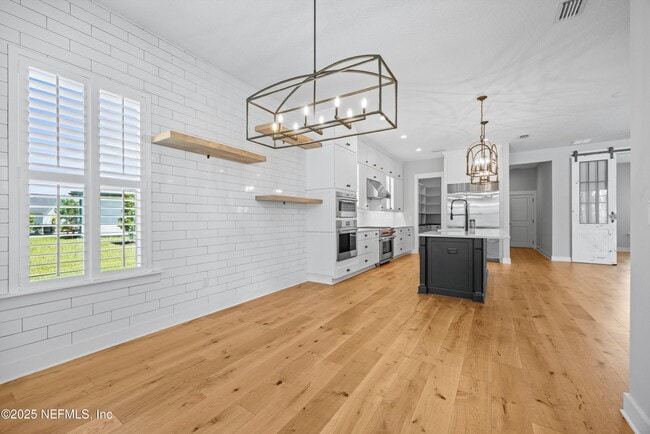 Building Photo - 86 Sunset Ridge Ct