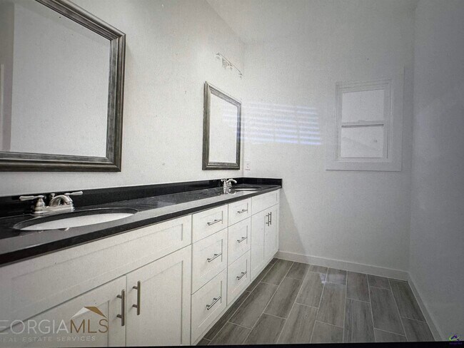 Building Photo - 109 Leisure Pointe Rd