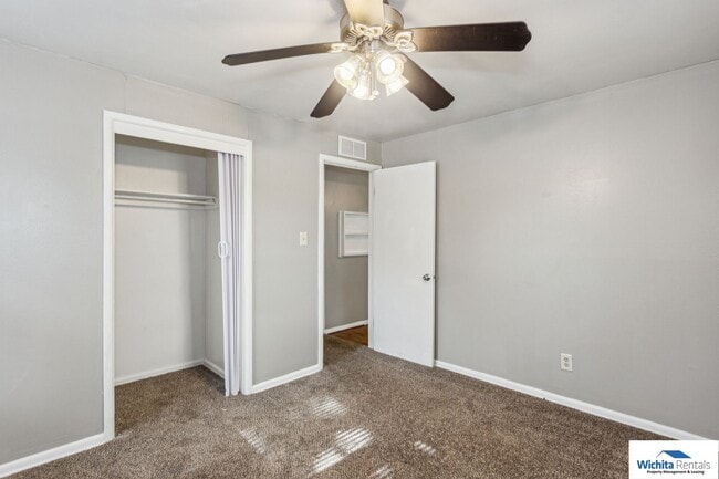 Building Photo - 3 Bedroom 1 bathroom House