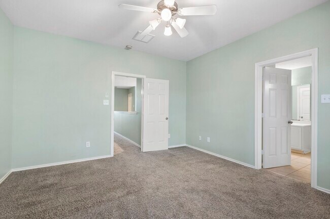 Building Photo - 98 E Stedhill Loop