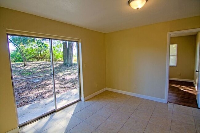 Building Photo - 2418 Mary Jewett Cir