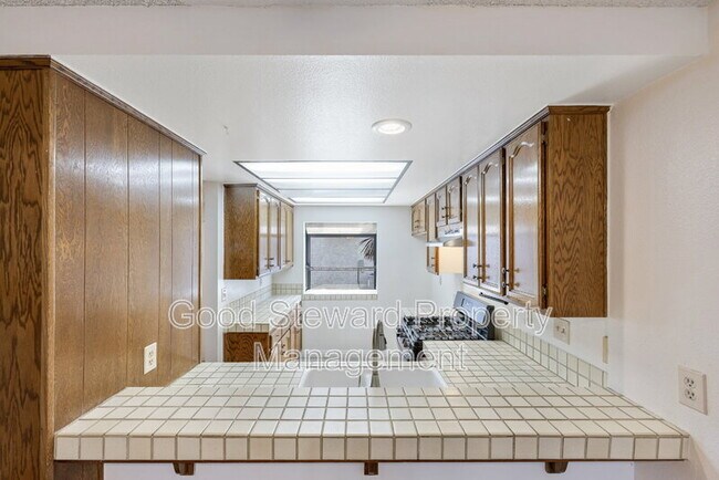 Building Photo - 363 Molokai Dr