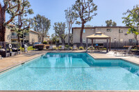 Building Photo - Los Arboles Apartments
