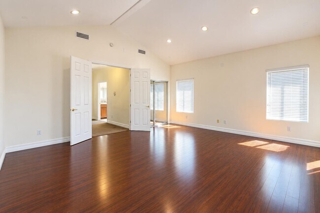 Building Photo - 23615 Welby Way