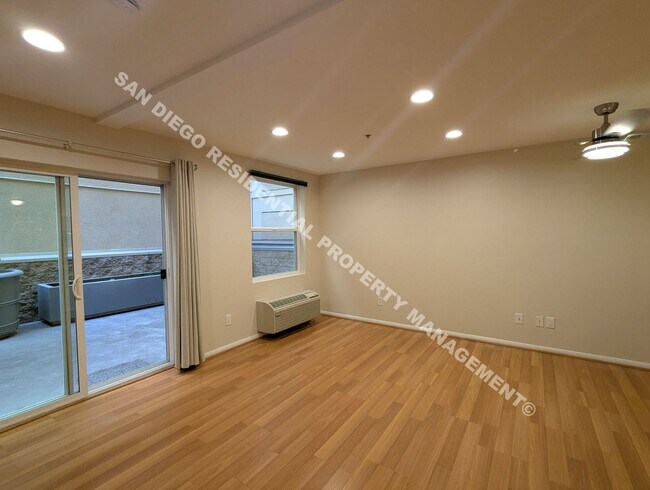 Building Photo - ***$200 MOVE-IN DISCOUNT*** Updated Studio with Parking and Washer/Dryer in Prime Little Italy Lo...