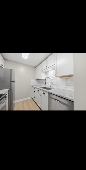 Building Photo - 230 Eastern Ave