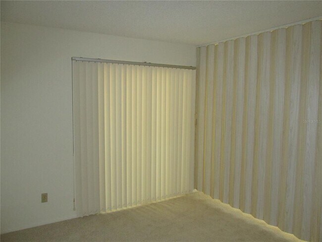 Building Photo - 740 White Pine Tree Rd