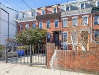 Building Photo - 291 Forrest St