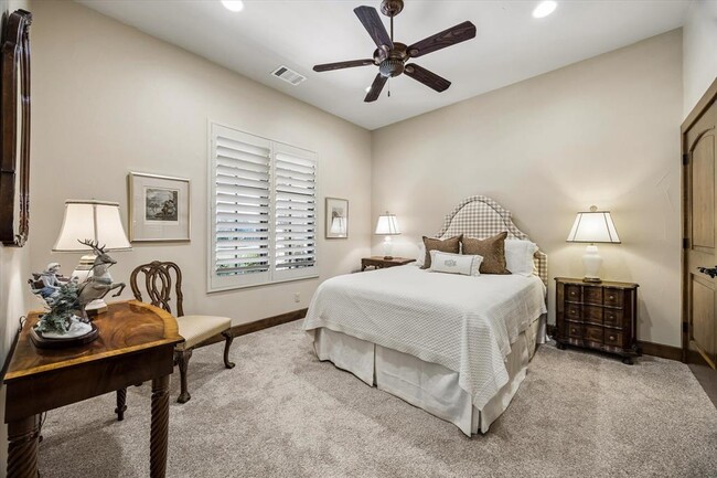 Building Photo - 4501 Spanish Oaks Club Blvd