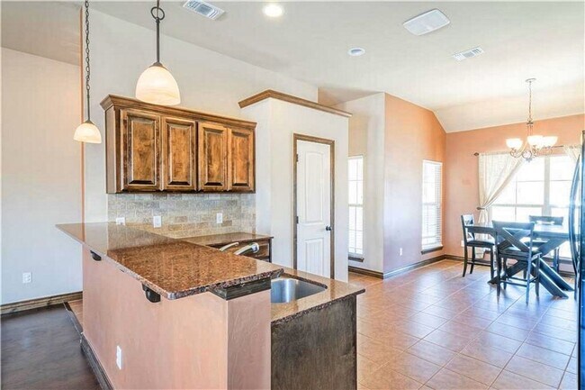 Building Photo - Coming Soon! Beautiful single family in Yu...