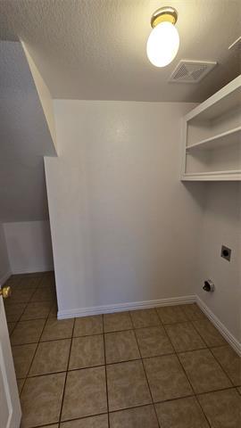 Building Photo - 1401 Ross Dr