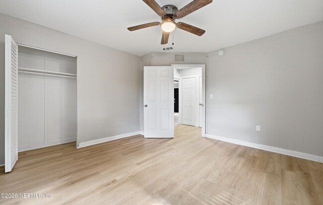 Building Photo - 5931 Wilmar Rd W