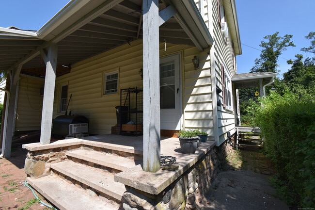 Building Photo - 1197 Prospect Rd
