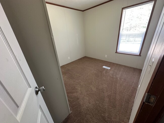 Building Photo - 277 Timber Ln