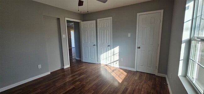 Building Photo - 2914 Staples St