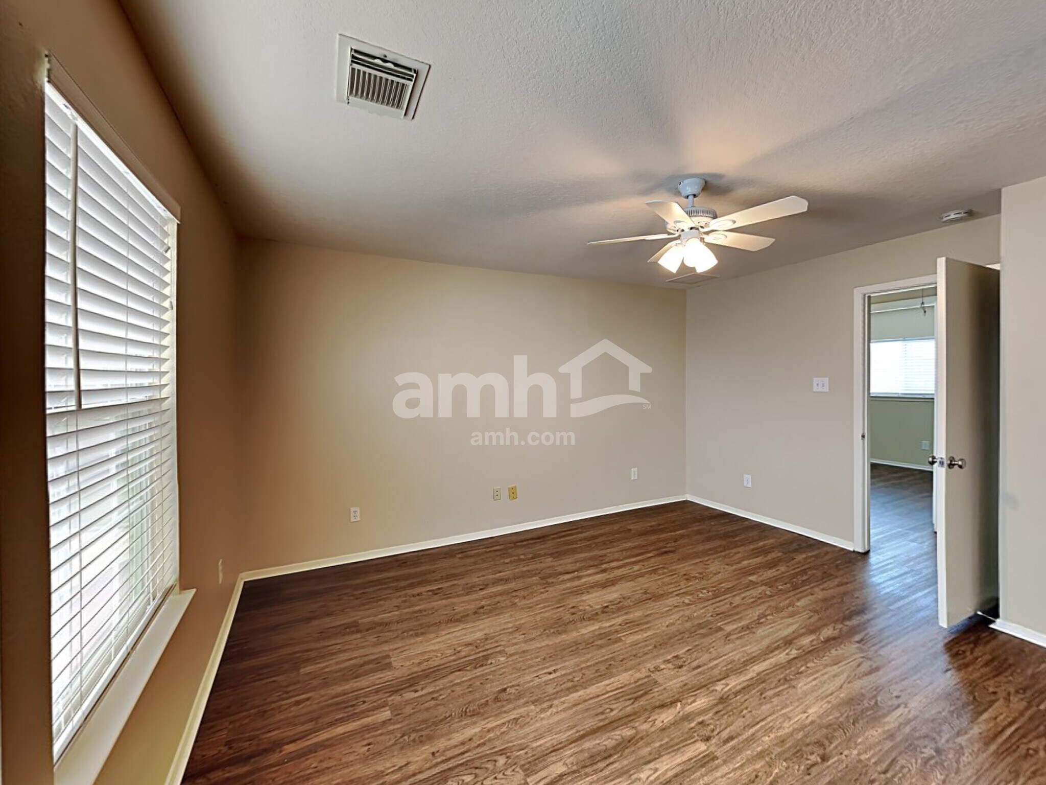 Building Photo - 20534 Patriot Park Ln