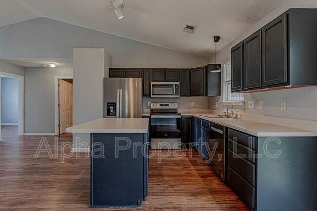 Building Photo - 1901 Country Apple Ct