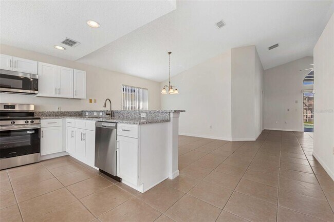 Building Photo - 123 Fox Loop