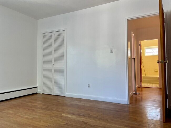 Building Photo - 76 Euston Rd