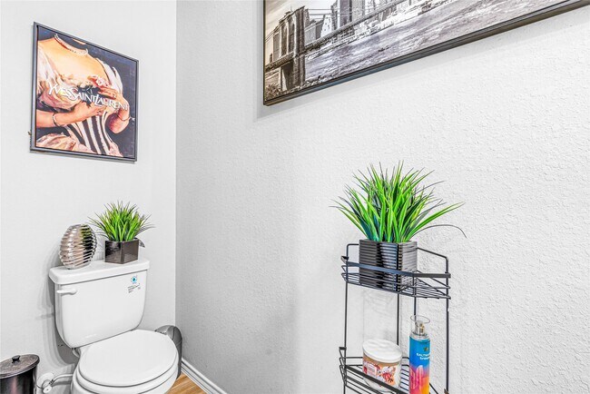 Building Photo - 12631 Taymouth Manor Dr