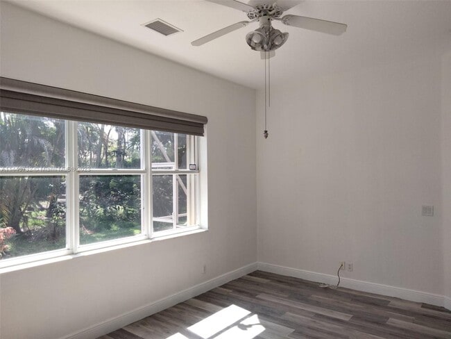 Building Photo - 8804 Via Tuscany Dr