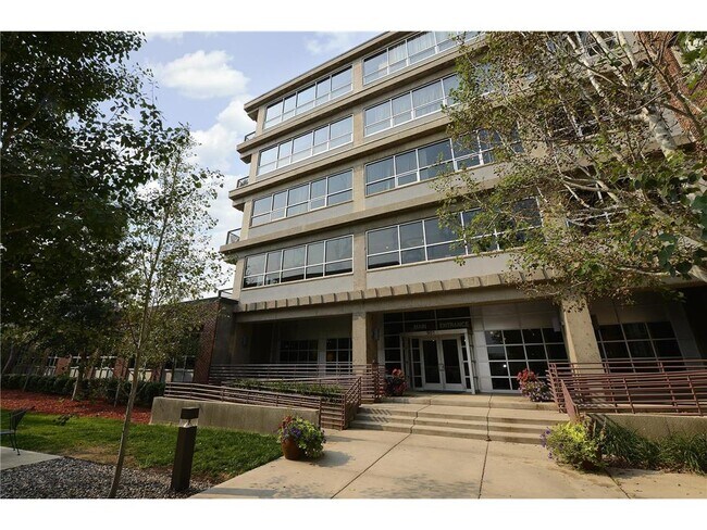 Building Photo - 901 N 3rd St