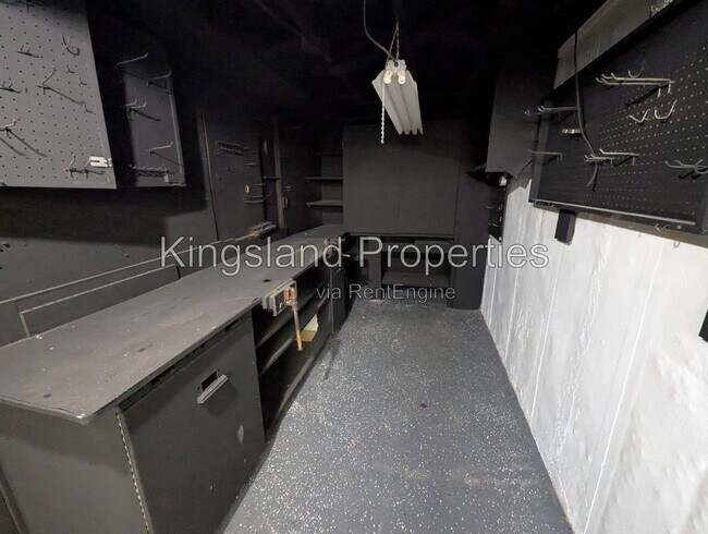 Building Photo - 1215 Danville Dr