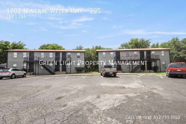 Building Photo - 1702 Mineral Wells Hwy