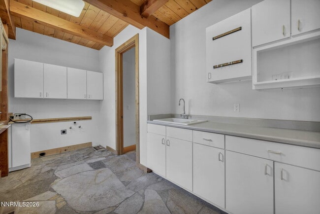 Building Photo - 54 Bennington Ct