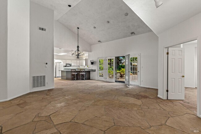 Building Photo - 6578 Oak Leaf Ct