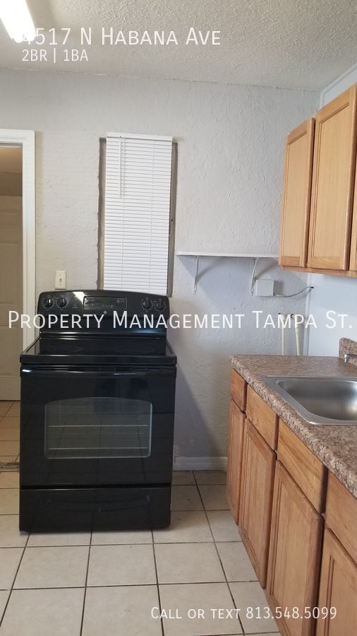 Building Photo - 4517 N Habana Ave