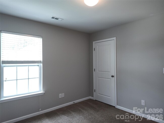 Building Photo - 6731 Broad Valley Ct