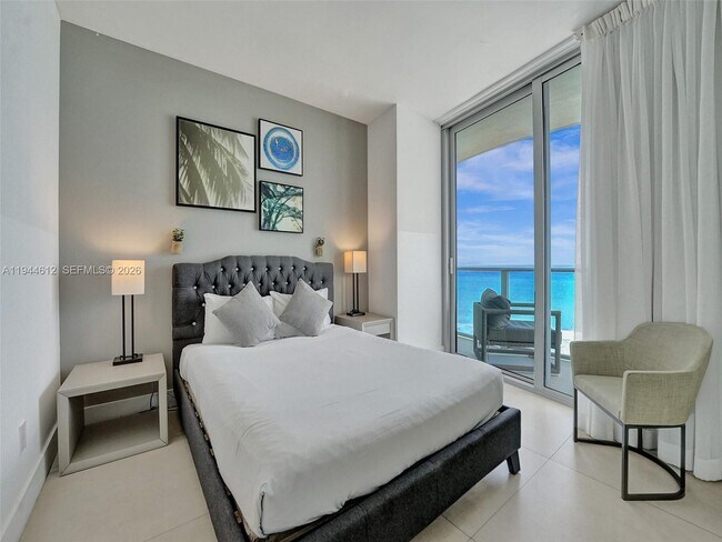 Building Photo - 4111 S Ocean Dr