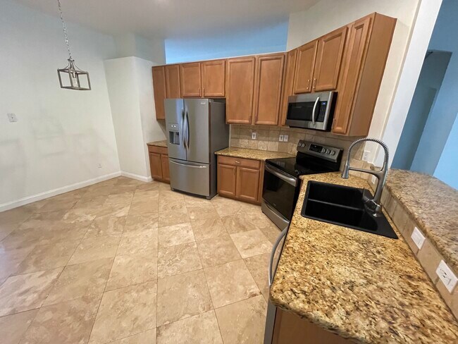 Building Photo - 33380 Sunny Parke Cir