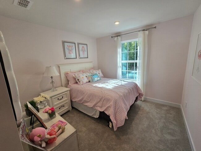 Building Photo - 1900 Enon Sta Dr