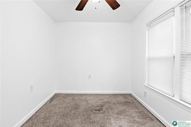 Building Photo - 921 Ridge St