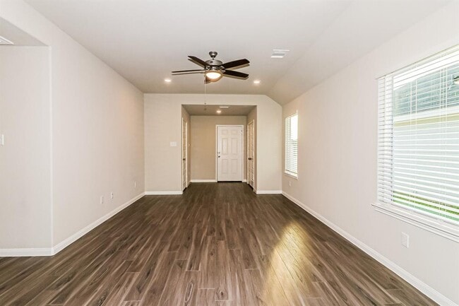 Building Photo - 5127 Shelby Katherine Dr