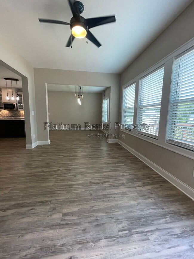 Building Photo - 3215 Summerpoint Crossing