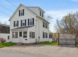 Building Photo - Spacious 4-Bedroom Single Family Rental in Amesbury - Available Now!