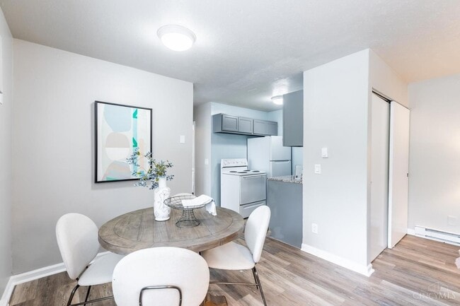 Building Photo - 2486 White St