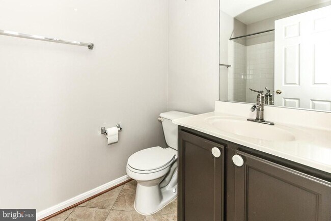 Building Photo - 6018 Callaway Ct