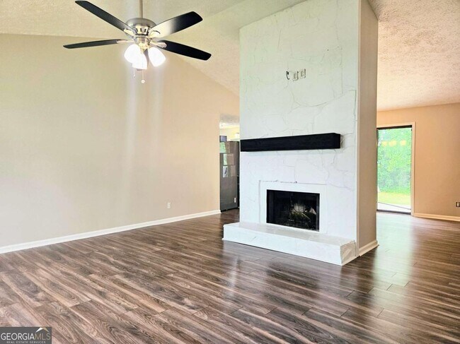 Building Photo - 20 Hartley Woods Dr