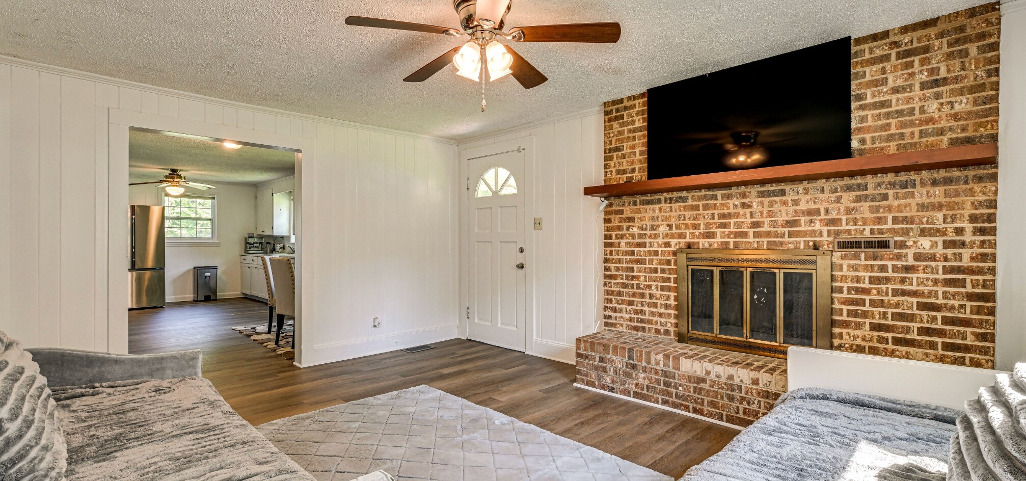 Building Photo - Room in House on Austin Dr