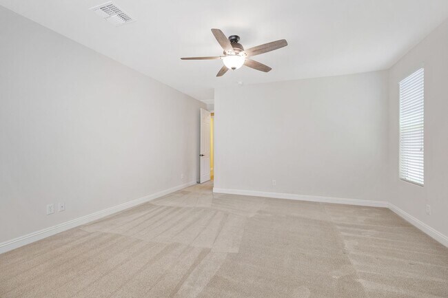 Building Photo - 3 Bed 2 Bath Home In Peoria