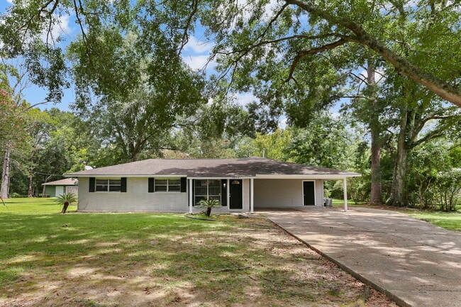 Primary Photo - 9644 Meadowdale Dr