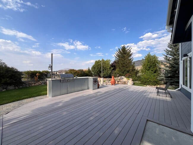 Building Photo - Large Beautiful Home off Toll Rd, South Reno