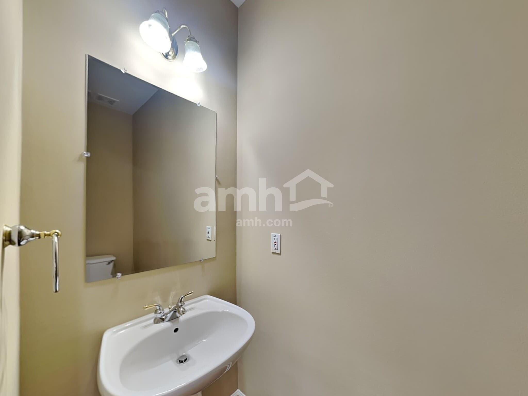 Building Photo - 1735 Trellis Pl