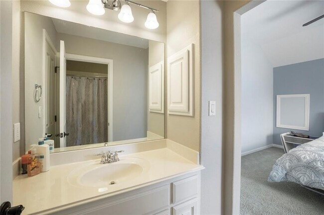 Building Photo - 3501 Citrine Pl