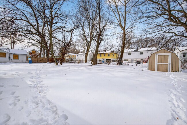 Building Photo - For Rent – 3 Bedroom Home | Section 8 Welcome